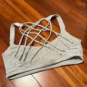 lululemon free to be bra